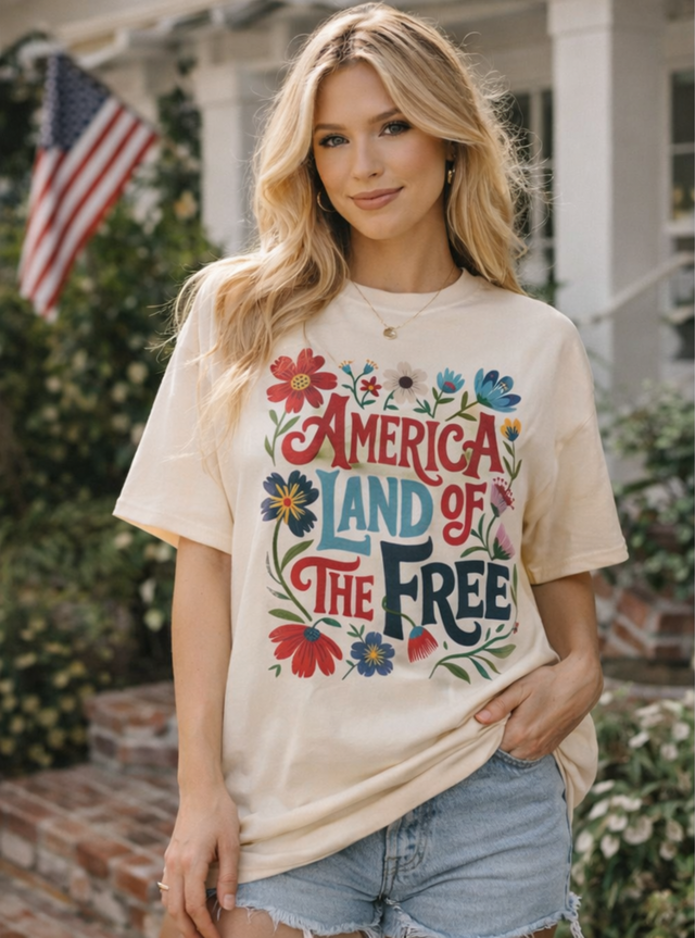 America Land of the Free Floral Graphic Tee – Patriotic Comfort Colors Shirt – Vintage Style 4th of July Boutique Tee