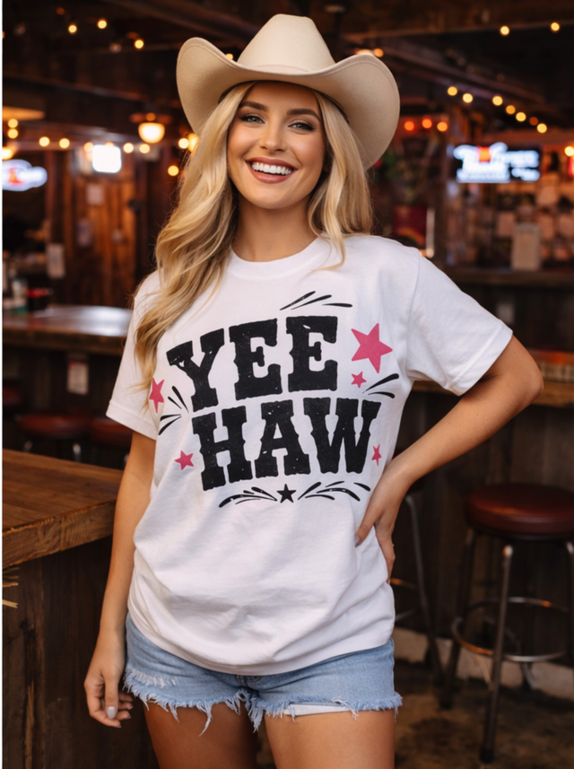 YEE HAW Western Graphic Tee | Vintage Cowgirl Shirt | Country Concert Tee | Comfort Colors T-Shirt