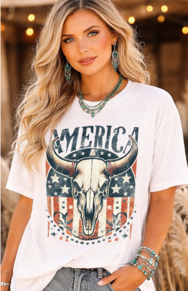 Vintage America Western Longhorn Graphic Tee – Patriotic Cow Skull Shirt – Western Boutique Graphic T-Shirt